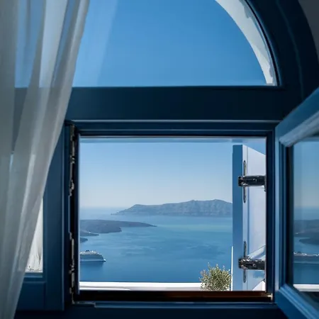 Kamares (adults Only) * Fira (Santorini)